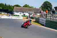 Vintage-motorcycle-club;eventdigitalimages;mallory-park;mallory-park-trackday-photographs;no-limits-trackdays;peter-wileman-photography;trackday-digital-images;trackday-photos;vmcc-festival-1000-bikes-photographs